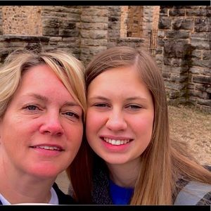 Meet your Posher, Madelyn